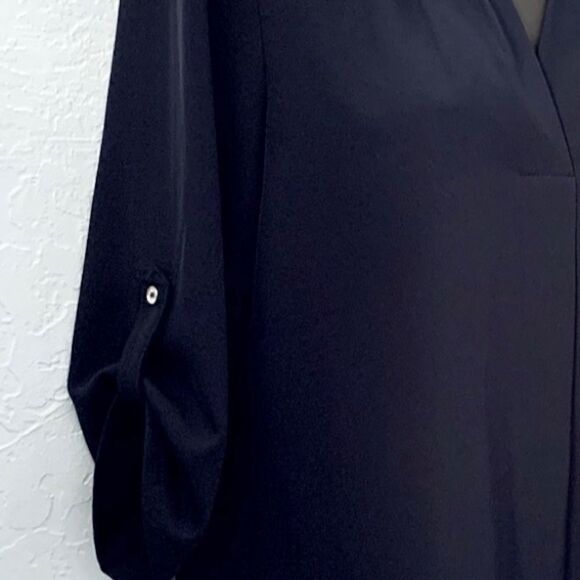 Calvin Klein Navy Blue Pullover Blouse With 3/4 Button Sleeves Size Medium/Large - Picture 3 of 6